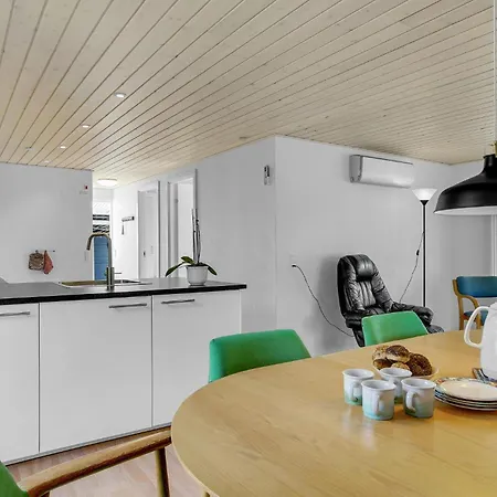 Solvpoppelvej Vaeggerlose Vi Bøtø By