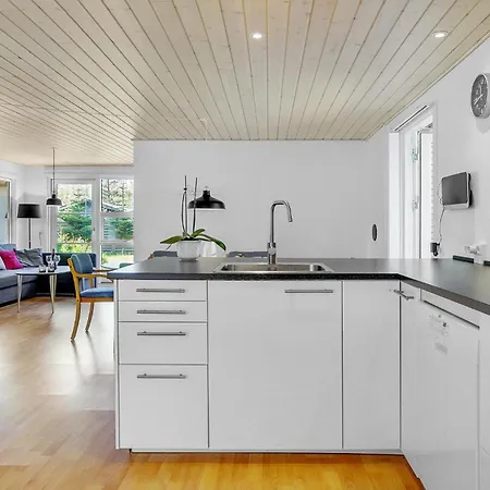 펜션 Solvpoppelvej Vaeggerlose Vi *